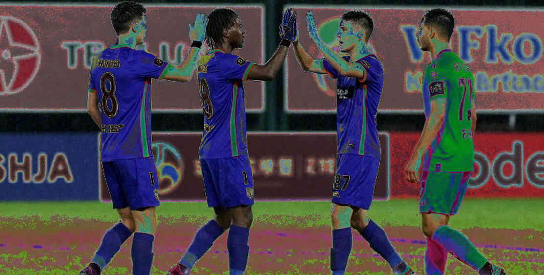 যে খাতায় ফুটবলের হিসাব লেখা হয়: FIFA-উEFA আস্থা-সংকটের ভেতরের গল্প