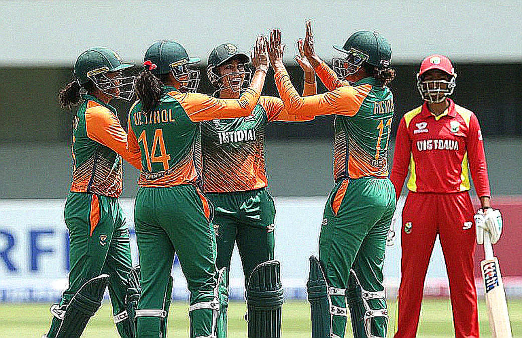 লেজার টাকা যাচাই করে, মূল্য যাচাই করে না: এশীয় ফ্র্যাঞ্চাইজি ক্রিকেটের স্থানান্তর বাজারের নিরীক্ষা