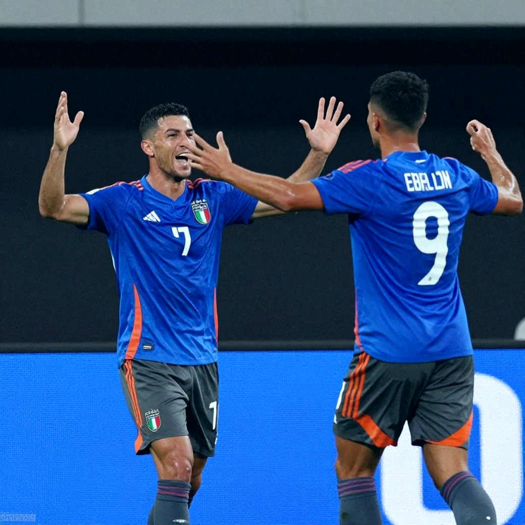 ভিনিসিয়াস জুনিয়রের সংকট: মার্কো মেসির সাথে পজিশনাল দ্বন্দ্বে রিয়াল মাদ্রিদ